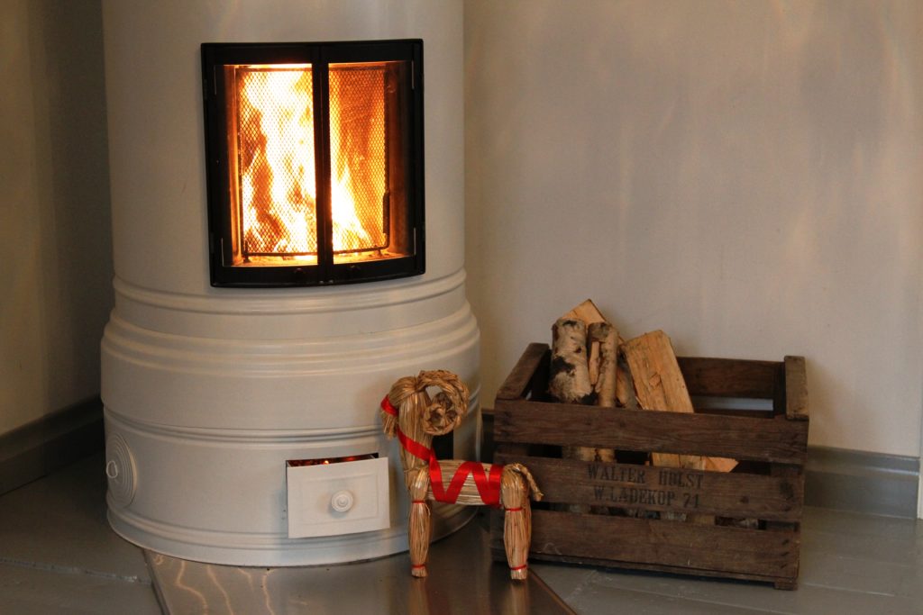 Tunnelmallista joulun odotusta Inkeritalossa & saunalla